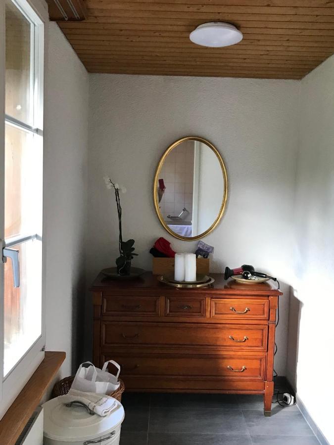 Simple Flat 72 M2 In The Centre Of Burgdorf With Private Parking Appartement Buitenkant foto